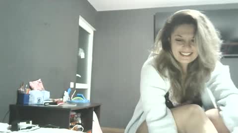 Snapshot of lionessmom chatting on 03-02-26, 11:00 lionessmom online show from 03-02-26, 11:00