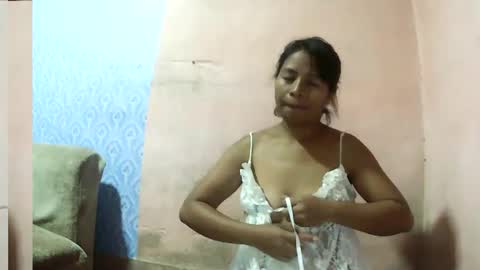 Snapshot of liora_selene chatting on 03-08-25, 06:05 liora online show from 03-08-25, 06:05