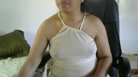 liora online show from 04-06-26, 04:46