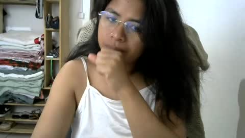 liora online show from 06-15-26, 09:00