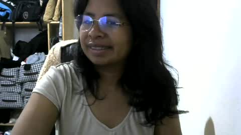 liora online show from 07-26-26, 04:09