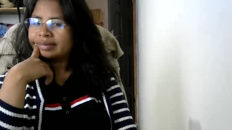 Liora selenex online show from 06-29-26, 10:48
