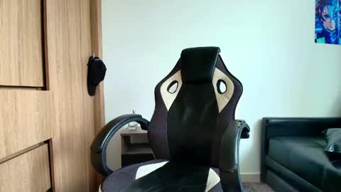 Lior Vante online show from 04-25-26, 06:05