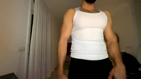 Snapshot of lipo_six chatting on 07-24-26, 11:36 Lipo Six online show from 07-24-26, 11:36