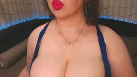 Snapshot of lipsaddiction chatting on 02-18-25, 08:03 LIpsAddiction online show from 02-18-25, 08:03