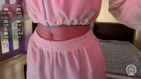 Snapshot of lipsylolly chatting on 05-30-26, 07:44 lipsylolly online show from 05-30-26, 07:44