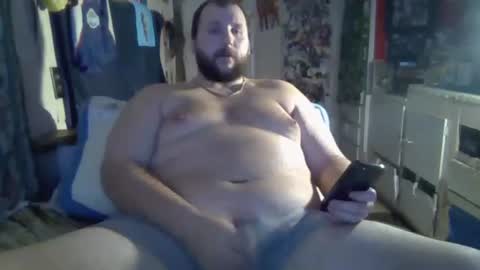 Snapshot of liquidscissors chatting on 12-14-25, 05:02 LiquidScissors online show from 12-14-25, 05:02