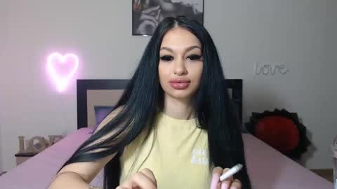 Snapshot of lisa104739 chatting on 02-23-25, 12:08 Lisa online show from 02-23-25, 12:08