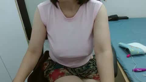lisa_1011 online show from 07-26-26, 03:14