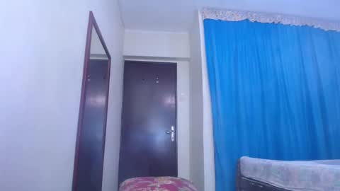 Snapshot of lisa_branch chatting on 01-08-25, 08:07 lisa_branch online show from 01-08-25, 08:07