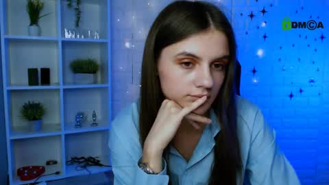 Lisa online show from 06-04-26, 12:55