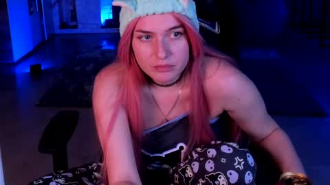 lisa_elfy online show from 02-11-25, 11:01