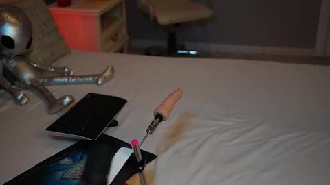 lisa_elfy online show from 10-27-25, 04:55