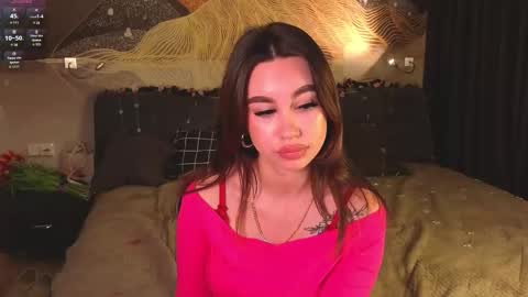 Snapshot of lisa_gotti chatting on 03-08-26, 10:46 hi Im Julia. Im 18 years old I like to play tennis and cook. online show from 03-08-26, 10:46