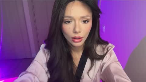 Snapshot of lisa_graham chatting on 12-21-25, 07:26 lisa_graham online show from 12-21-25, 07:26