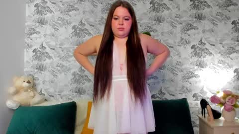 Snapshot of lisa_payne chatting on 03-12-25, 08:19 Lisa online show from 03-12-25, 08:19