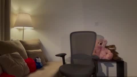 Snapshot of lisa_proper chatting on 12-24-24, 05:38 lisa online show from 12-24-24, 05:38