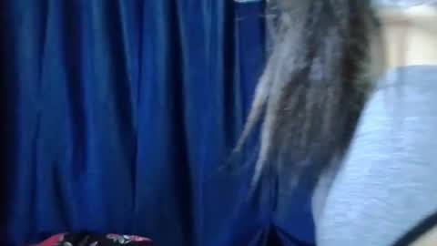 Snapshot of lisa_proper chatting on 09-11-25, 04:45 lisa online show from 09-11-25, 04:45