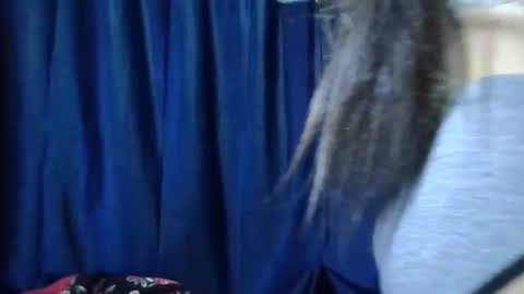 Snapshot of lisa_proper chatting on 09-15-25, 11:10 lisa online show from 09-15-25, 11:10