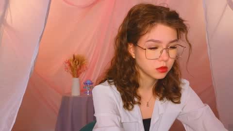  Lisa  online show from 01-28-25, 02:32