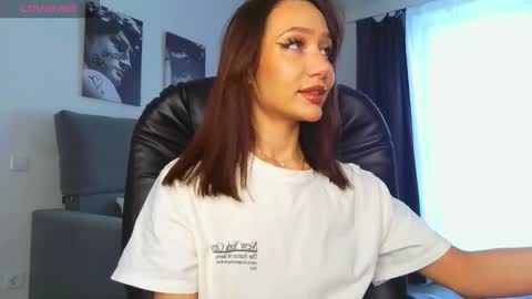 Lisa online show from 02-01-26, 09:41