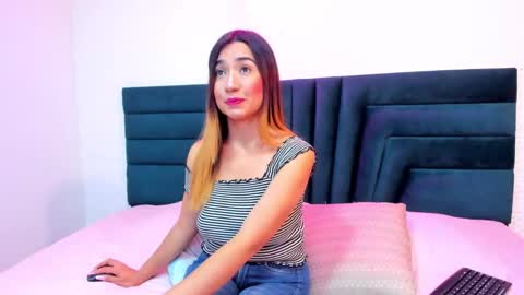 Snapshot of lisa_white_ chatting on 01-12-25, 09:08 lisa white online show from 01-12-25, 09:08