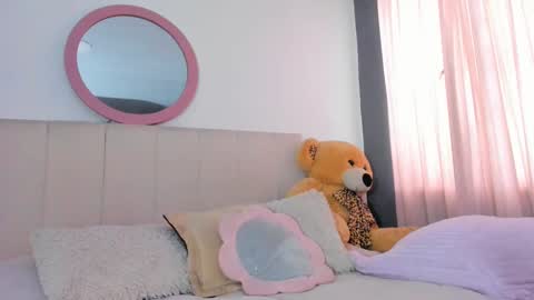 Lisa online show from 02-25-25, 10:39