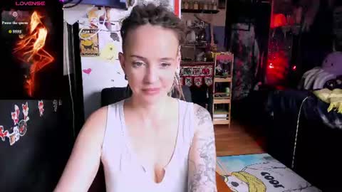 Lisa online show from 06-20-26, 06:05