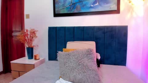 LisaHadwiin online show from 12-29-24, 05:33