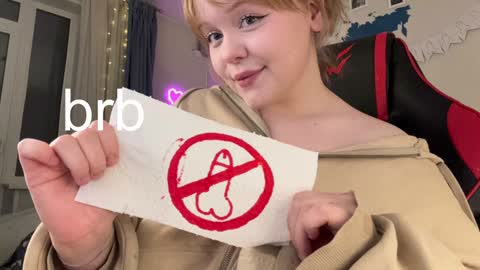 -Lisa- Help me to reach 100 thumbs up3 online show from 12-14-24, 04:42