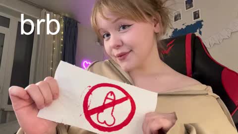 -Lisa- Help me to reach 100 thumbs up3 online show from 02-14-25, 06:40