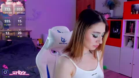 Snapshot of lisamayson chatting on 03-11-25, 08:42 LISA online show from 03-11-25, 08:42