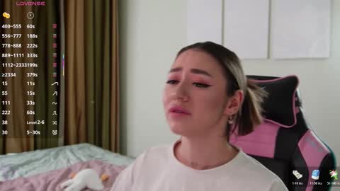 Snapshot of lisamayson chatting on 11-05-25, 03:23 LISA online show from 11-05-25, 03:23