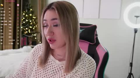 Snapshot of lisamayson chatting on 01-09-26, 05:37 LISA online show from 01-09-26, 05:37