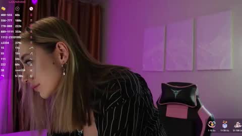 Snapshot of lisamayson chatting on 02-07-26, 05:27 LISA online show from 02-07-26, 05:27