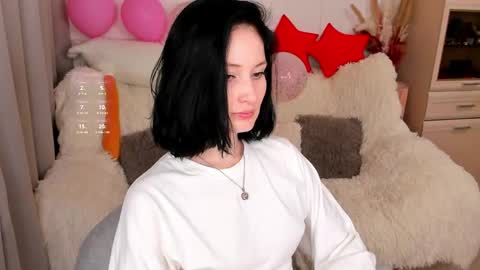 Lisa Moore online show from 04-19-26, 06:10