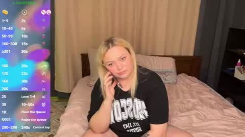 Snapshot of lisawilliamsss chatting on 03-08-26, 05:39 Lisa online show from 03-08-26, 05:39