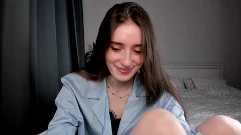 Snapshot of lisawoo chatting on 02-12-25, 10:48 Lisa online show from 02-12-25, 10:48