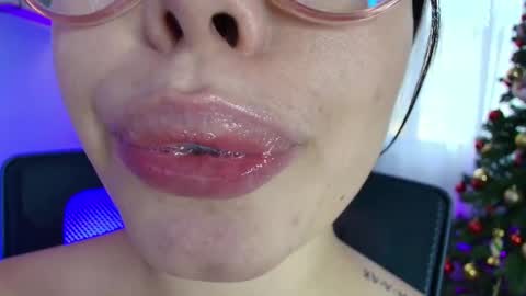 Lisbet online show from 01-15-25, 10:13