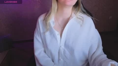 Anna online show from 03-19-26, 12:03