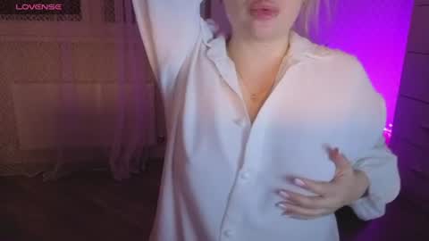 Anna online show from 07-23-26, 11:46
