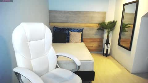 Snapshot of liseth_fox chatting on 03-07-25, 07:38 Liseth Fox online show from 03-07-25, 07:38