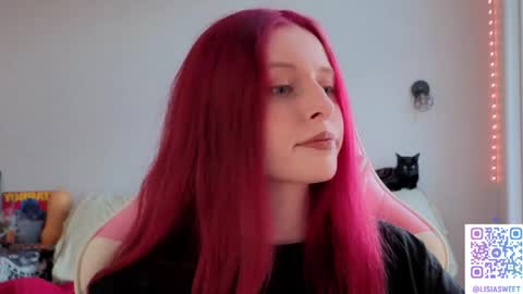Snapshot of lisiasweet chatting on 06-06-26, 02:22 Lika online show from 06-06-26, 02:22