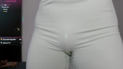 Snapshot of liss_glow chatting on 05-12-26, 09:12 liss FANSLY LissGlow online show from 05-12-26, 09:12