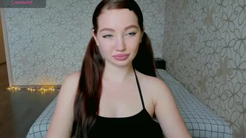 Snapshot of lissa_cristal_ chatting on 06-08-26, 10:04 lissa_cristal_ online show from 06-08-26, 10:04