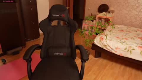 Snapshot of lissablush_ chatting on 10-03-25, 02:25 Lissa online show from 10-03-25, 02:25