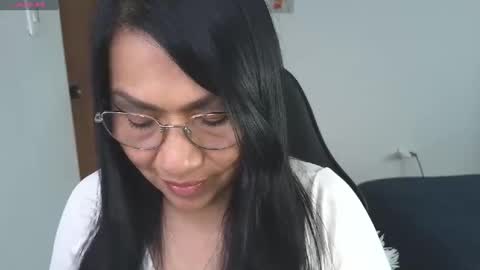 Snapshot of lissafeethot chatting on 09-23-25, 09:29 Lissafeethot online show from 09-23-25, 09:29