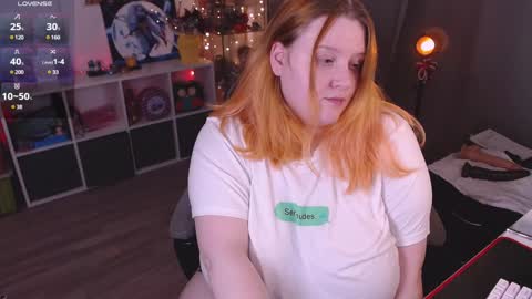 Lissa online show from 01-21-25, 03:32