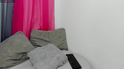 Snapshot of lissavillalobos chatting on 03-10-25, 08:01 lissa online show from 03-10-25, 08:01