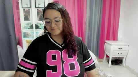 Snapshot of lissavillalobos chatting on 12-17-25, 09:54 lissa online show from 12-17-25, 09:54